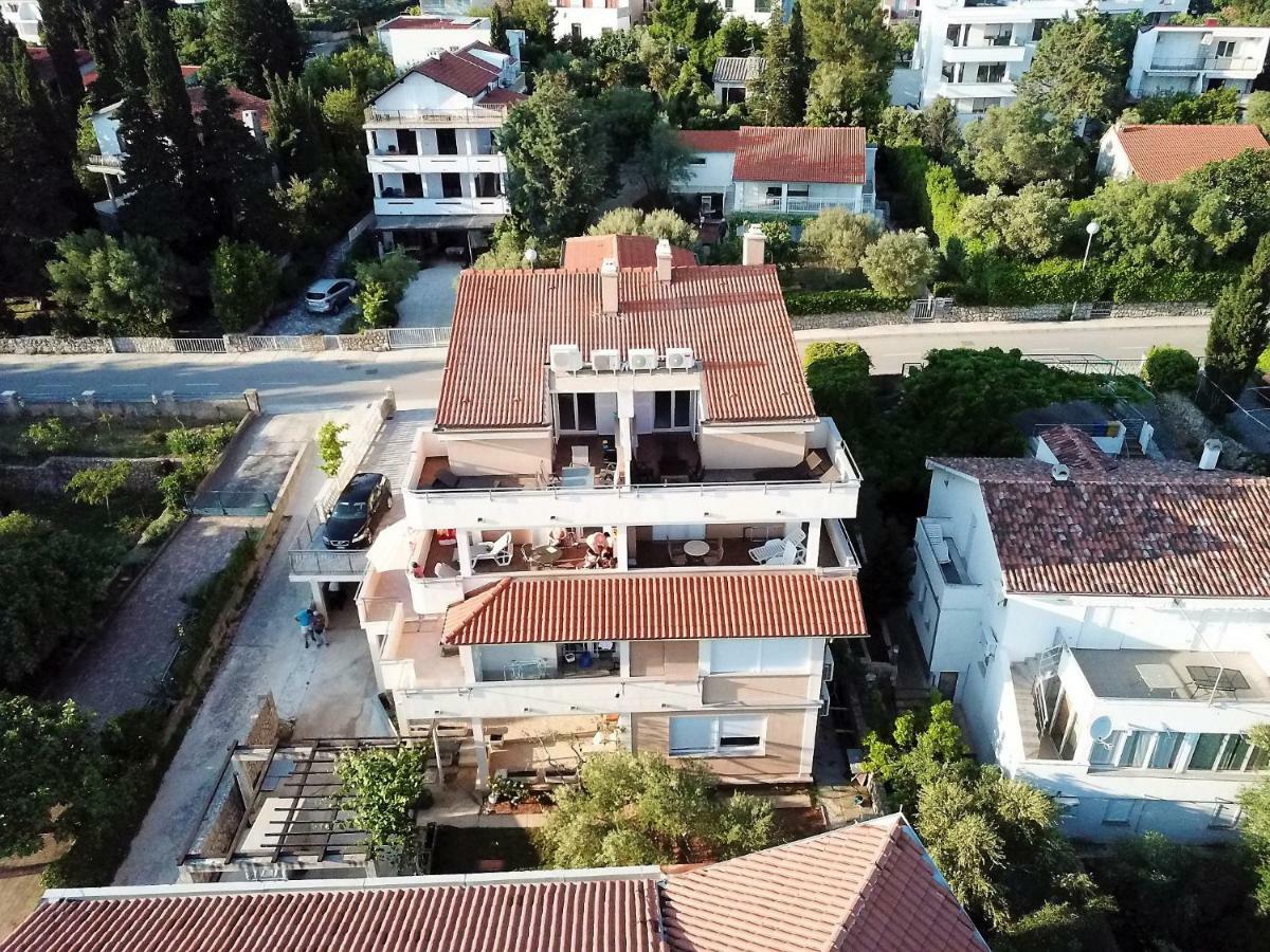 Apartments Vall Krk Town Exterior photo