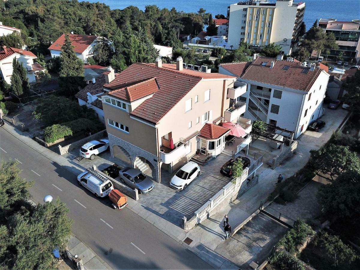 Apartments Vall Krk Town Exterior photo